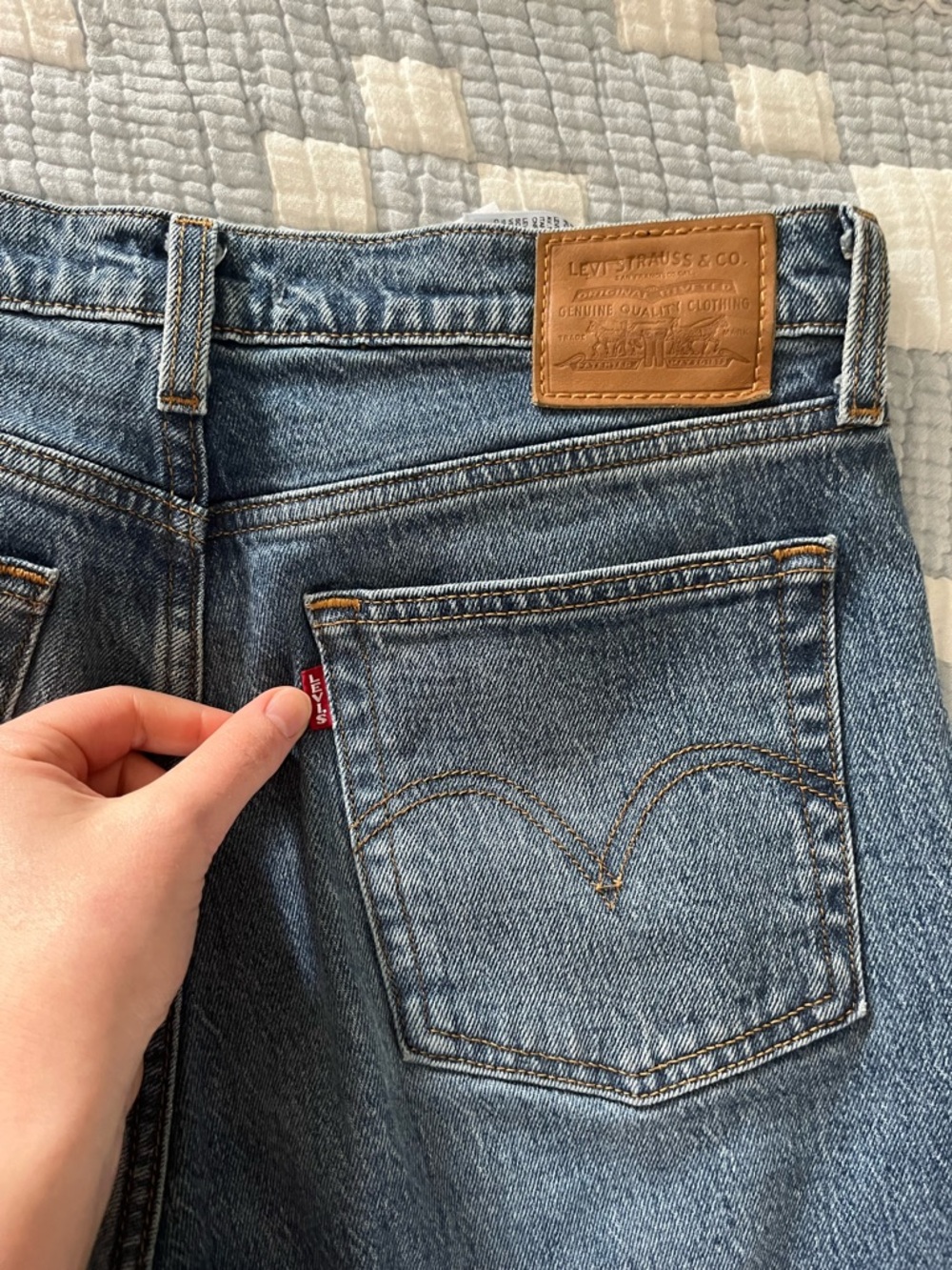Levi's Women's High-Rise Jeans- Wedgie style